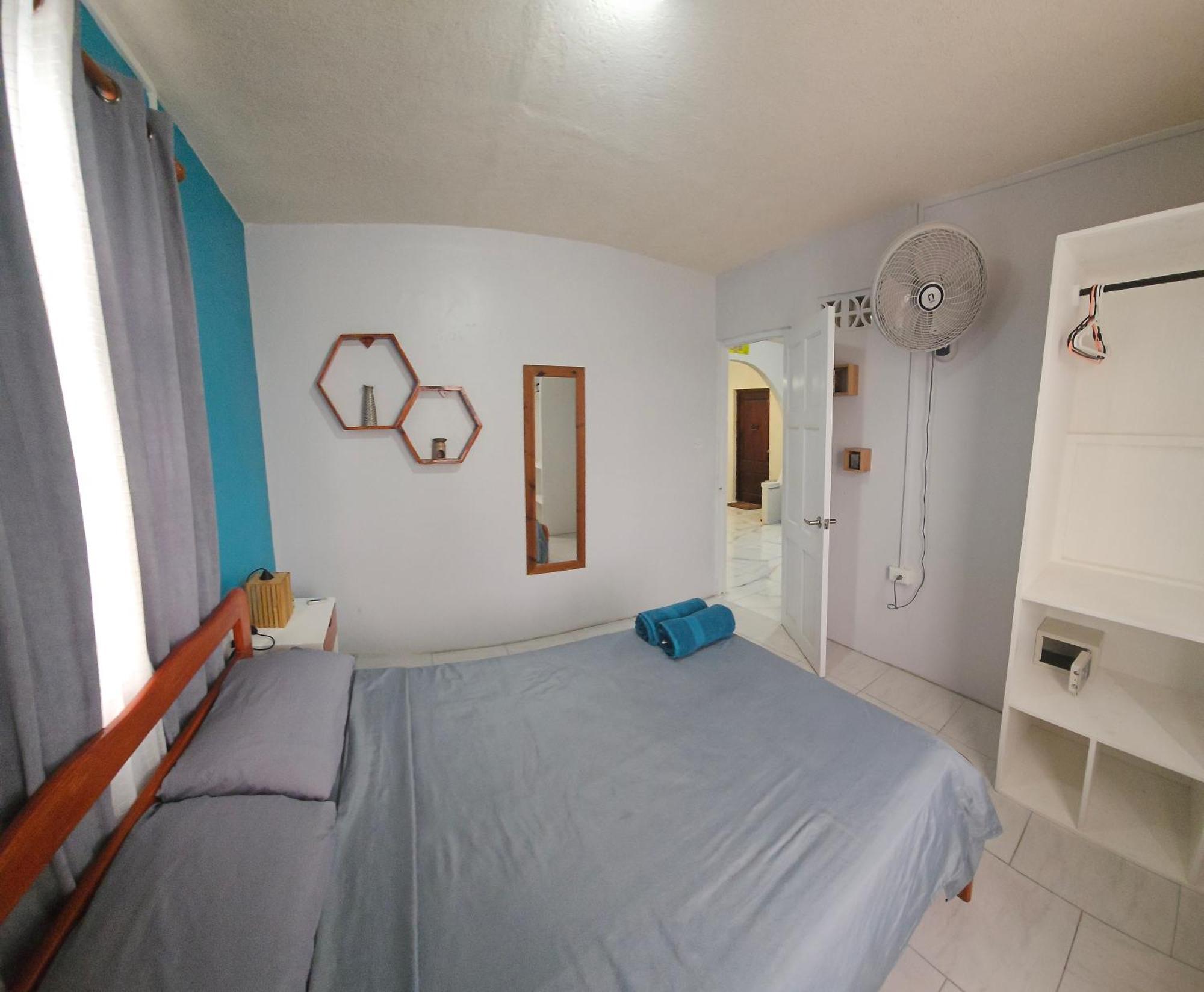 Gloria'S Hideaway Apartment Christ Church Ngoại thất bức ảnh